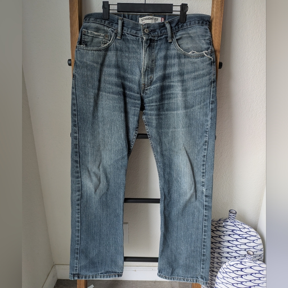 Levi's Men's 505 Straight Fit Jeans - Size 33x 30